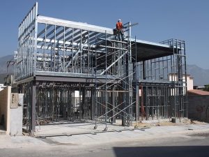 Armando Iachini y el uso de materiales no contaminantes en la construccion 1