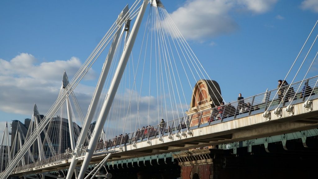 Armando Iachini Importancia puente peatonal